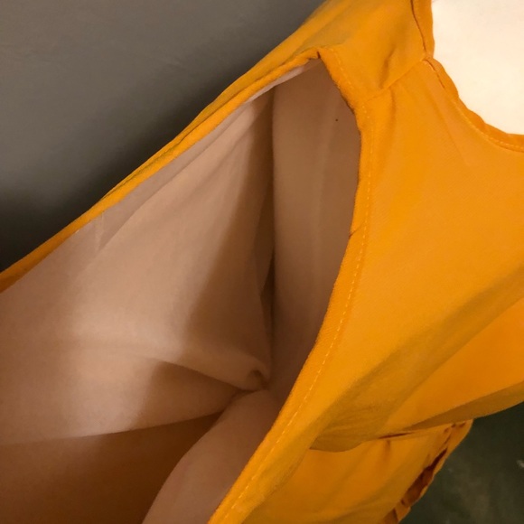 COLD SHOULDER RUFFLED SHEER BLOUSE WITH LINING. TUNIC LENGTH . - Picture 5 of 6